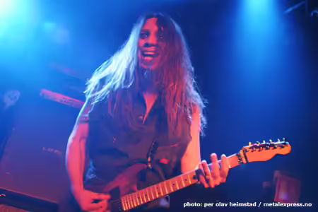 Skid Row live