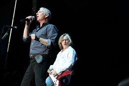 THUNDER (Live at The Metro Arena Newcastle, U.K., May 22, 2013)