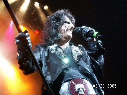 ALICE COOPER (Live in Cincinnati, Ohio, USA, August 20, 2005) ALICE COOPER (Live in Cincinnati, Ohio, USA, August 20, 2005)