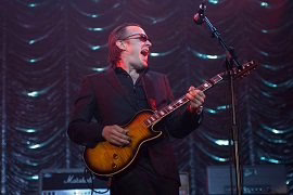 JOE BONAMASSA (Live at Metro Arena, Newcastle, U.K., March 25, 2012) JOE BONAMASSA (Live at Metro Arena, Newcastle, U.K., March 25, 2012)