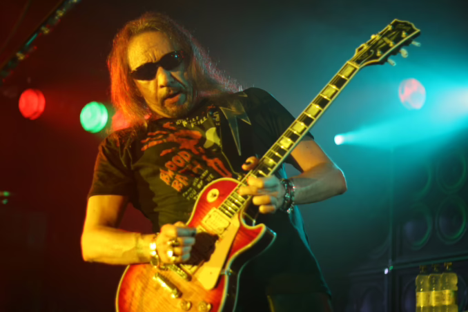 ACE FREHLEY (Live at The Corporation, Sheffield, U.K., April 10, 2008) ACE FREHLEY (Live at The Corporation, Sheffield, U.K., April 10, 2008)