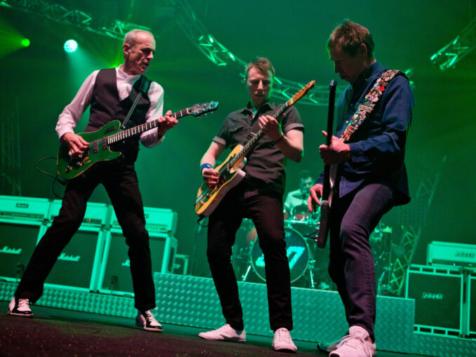 Francis Rossi, Richie Malone and Rhino Edwards from STATUS QUO (Live at The Metro Radio Arena, Newcastle, U.K., December 22, 2016)