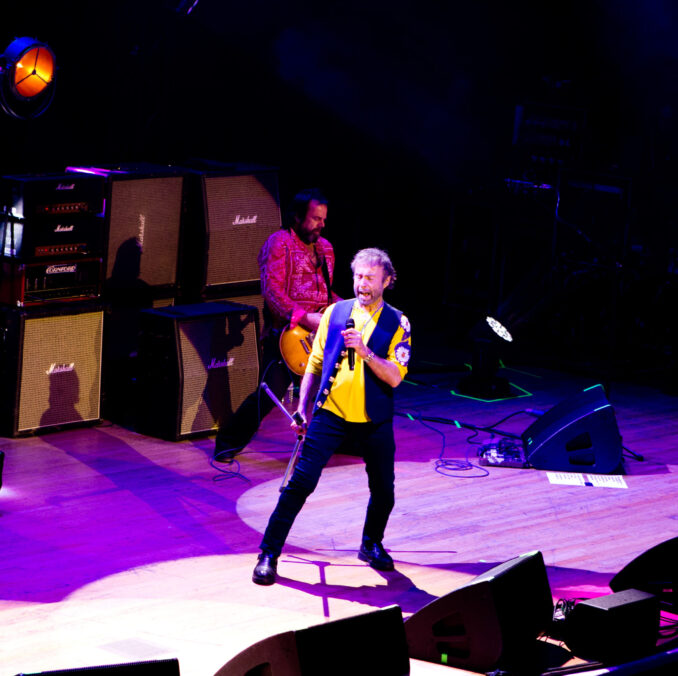 PAUL RODGERS (Live at The City Hall, Sheffield, U.K., May 17, 2017) PAUL RODGERS (Live at The City Hall, Sheffield, U.K., May 17, 2017)