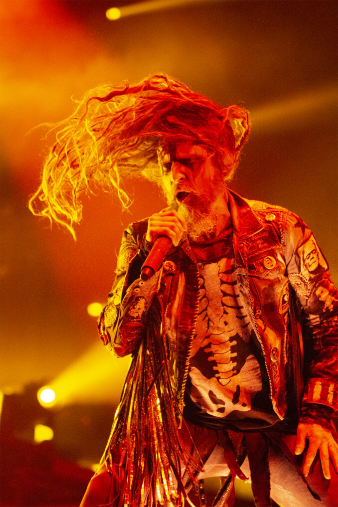 Rob Zombie headbanging at the Moda Center.