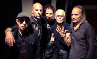 Michael Des Barres and the Mistakes