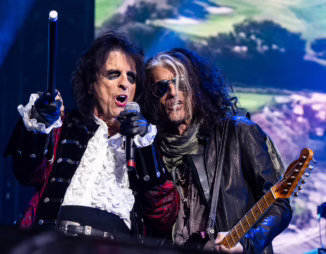 HOLLYWOOD VAMPIRES (Live at the Open Air Theatre, Scarborough, U.K., July 5, 2023)